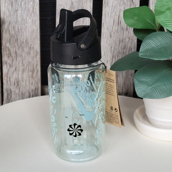 NWT Nike Renew Recharge Chug 16oz Graphic Aqua Water Bottle - Picture 5 of 8
